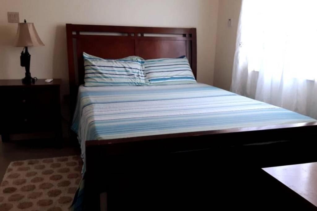 Bing'S Home Away From Home Ocho Rios Eksteriør billede