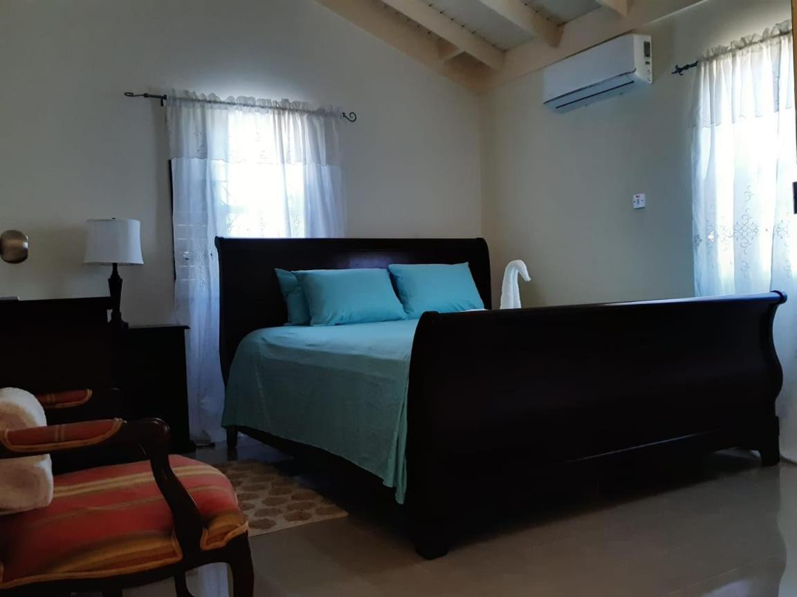 Bing'S Home Away From Home Ocho Rios Eksteriør billede